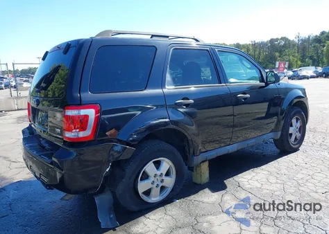 2011 Ford Escape Xlt из США, поврежденный, VIN 1FMCU9DGXBKB69331